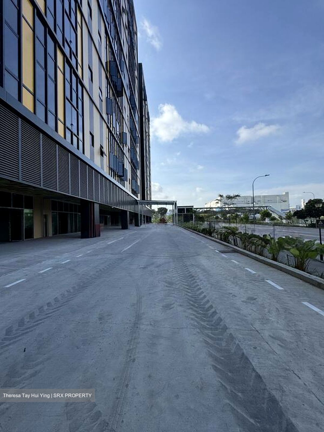 Stellar@tampines (D18), Factory #547126481